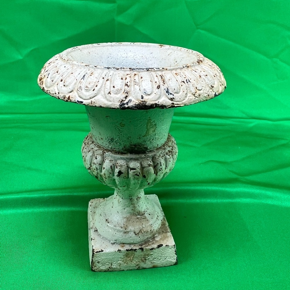 Small Medici Cast Iron Urn vintage